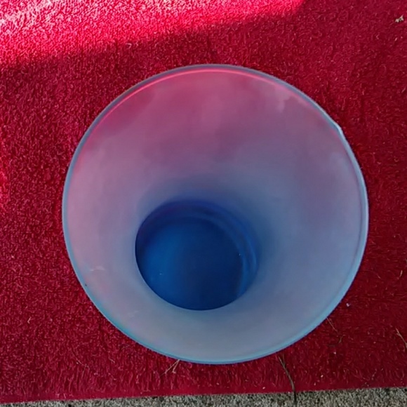 Vase - Picture 3 of 3